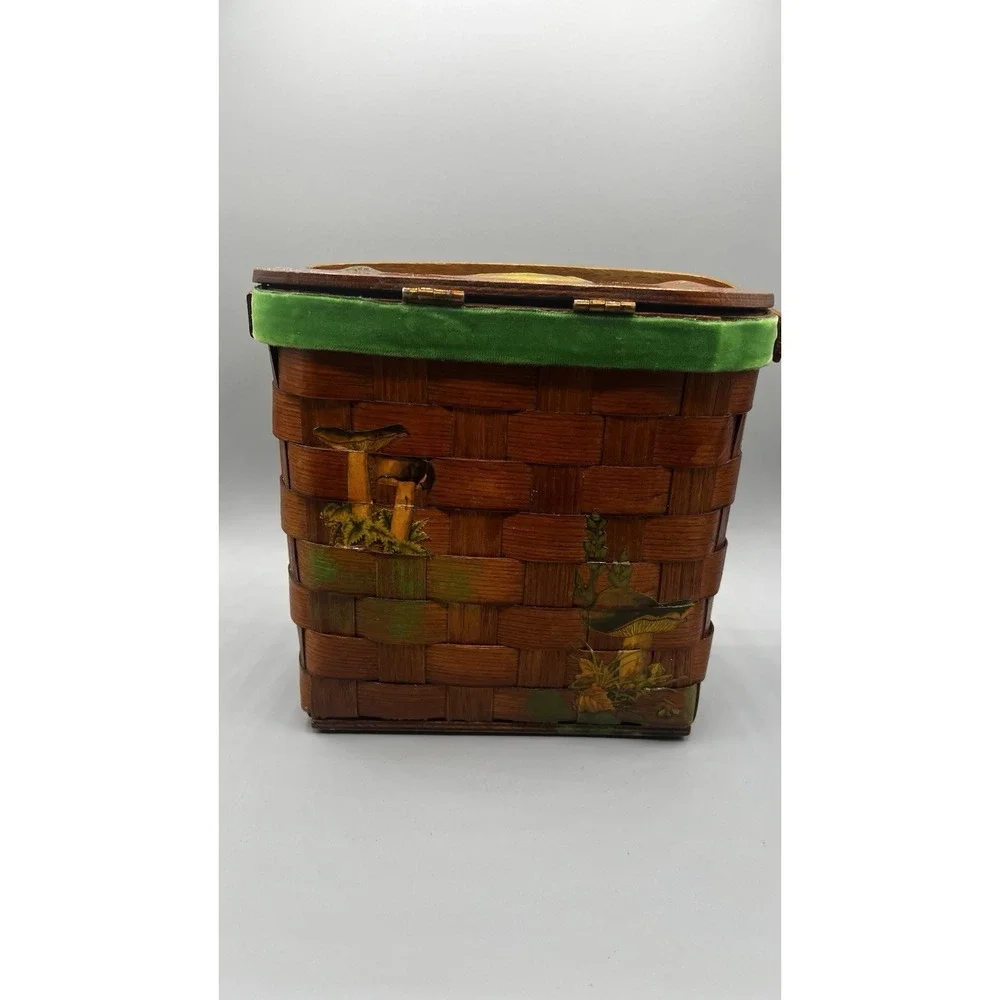 Vtg 1970's Annie Laurie Signed Hand Painted Woven Basket Purse Woodland Velvet‎
